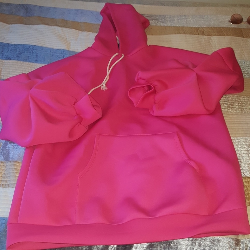 Hoodie dress with balloon sleeves